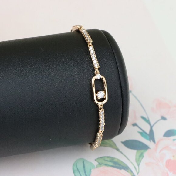 "Elegant Rose Gold Bracelet with Sparkling Center Oval Charm, XPBL0913 - Picture 8 of 13